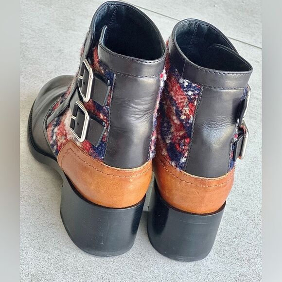 CHANEL 2017 Lambskin & Tweed Pattern Ankle Black Boots Size 40 - Picture 3 of 14